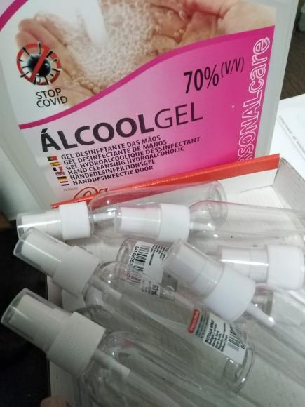 Dispensador de álcool gel para crianças das escolas - oferta